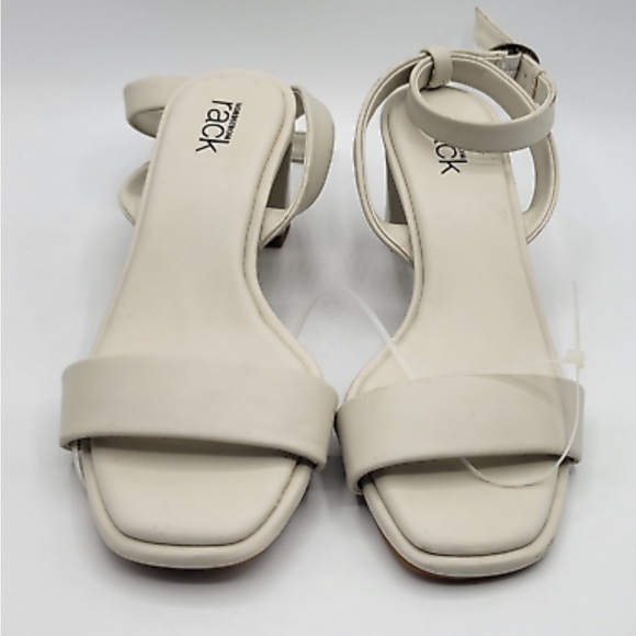 Nordstrom Rack Faux Leather Bisque Landry Sandal Size 4.5. - Picture 1 of 7